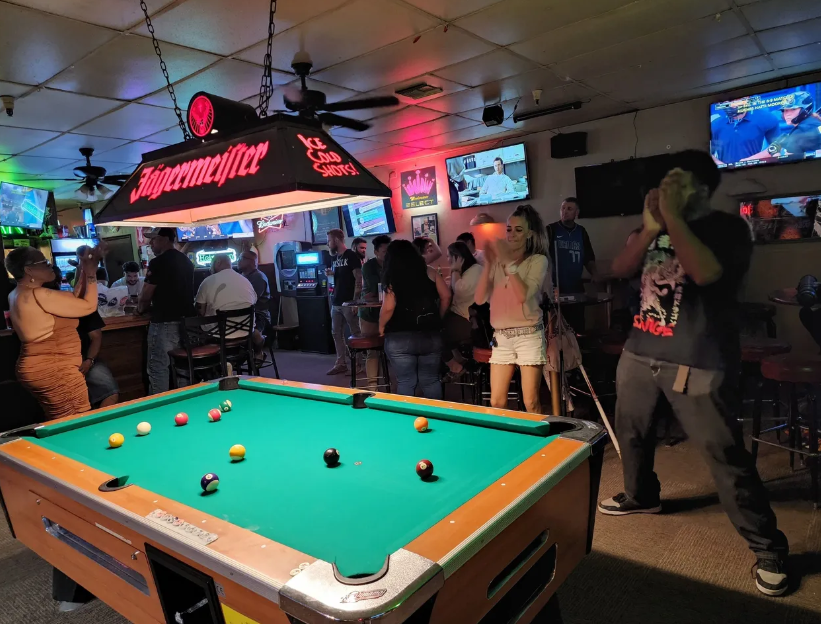 September's Bar in Mesa, AZ